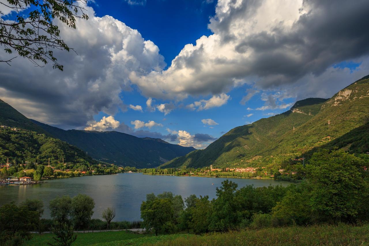 Casa Vacanza Residence Lago Di Endine Monasterolo del Castello Zewnętrze zdjęcie