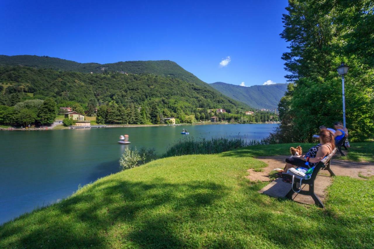 Casa Vacanza Residence Lago Di Endine Monasterolo del Castello Zewnętrze zdjęcie